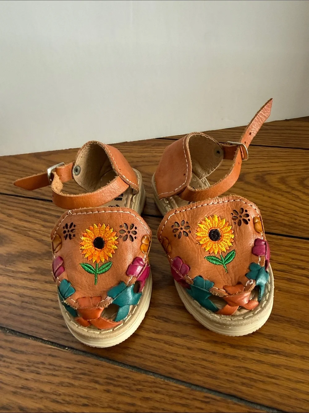 Kids Sunflower Embroidered Leather Sandals - Tan
